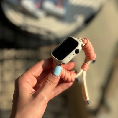 بند اپل واچ بافت گلبهی کنفی با گارد کرم (کدw5011)